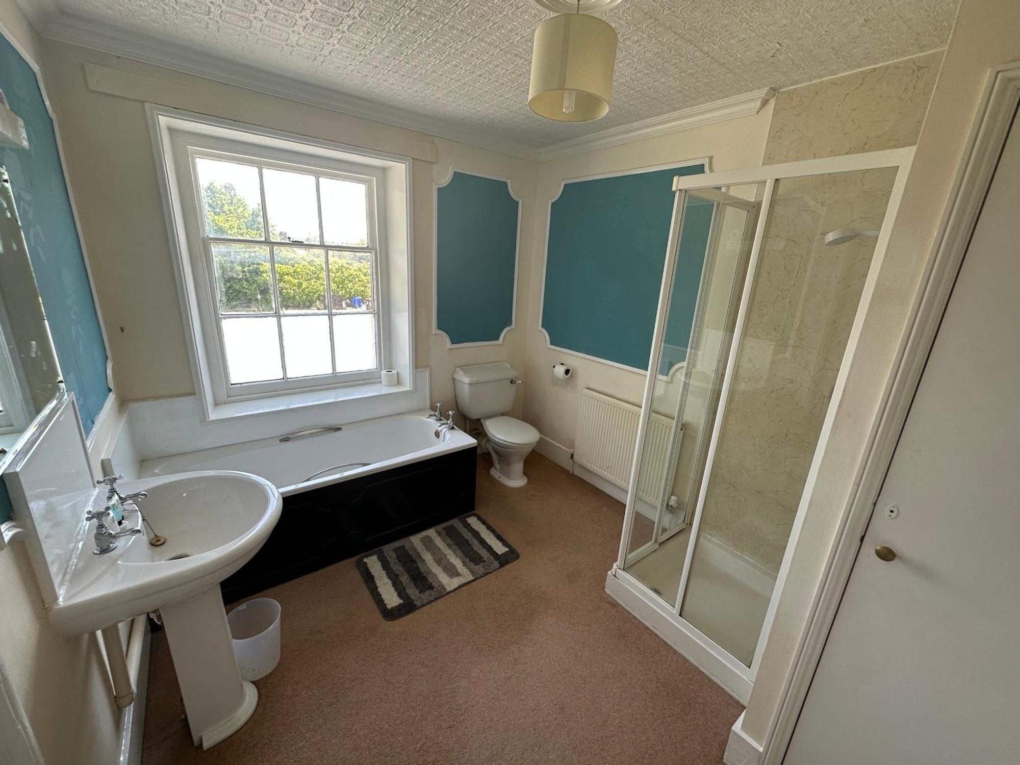 Bed and Breakfast The Penruddocke Arms Dinton  Экстерьер фото